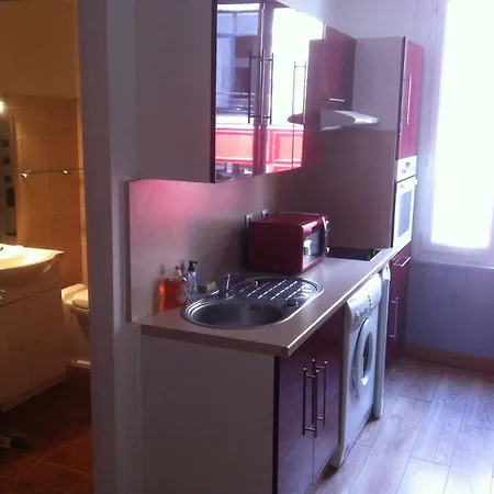 Studio En Plein Centre Ville Granville